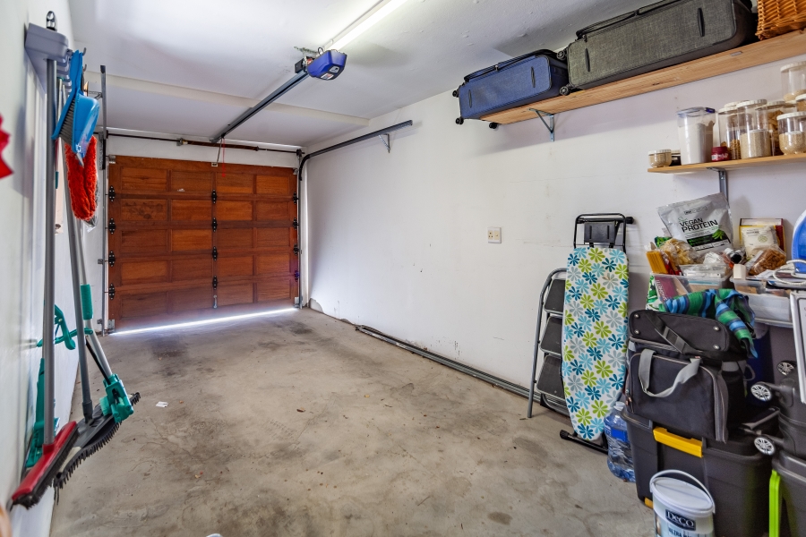 2 Bedroom Property for Sale in Sea Point Western Cape